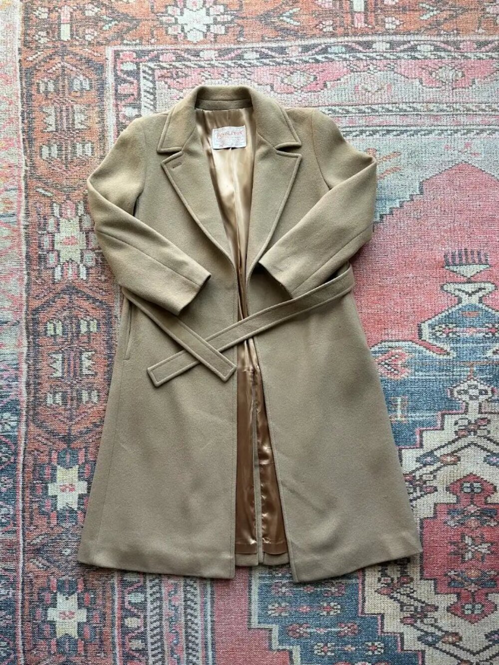 Vintage 1980s Pendleton 100% Virgin Wool Camel Wrap Coat